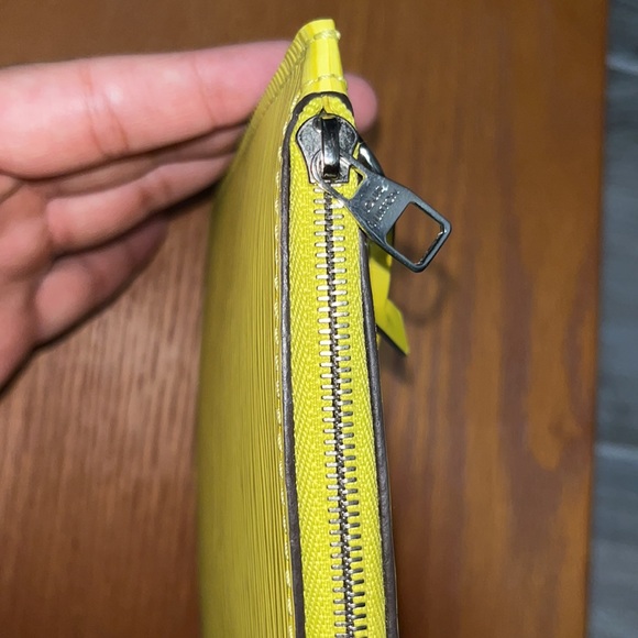 Louis Vuitton pochette pistachio ❤️ - Picture 5 of 8